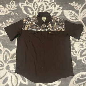 Heybo camouflage and brown shirt. Excellent condition. Size medium.